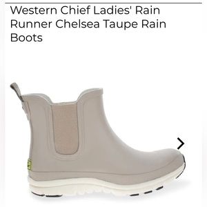 Western Cheif rain runner Chelsea